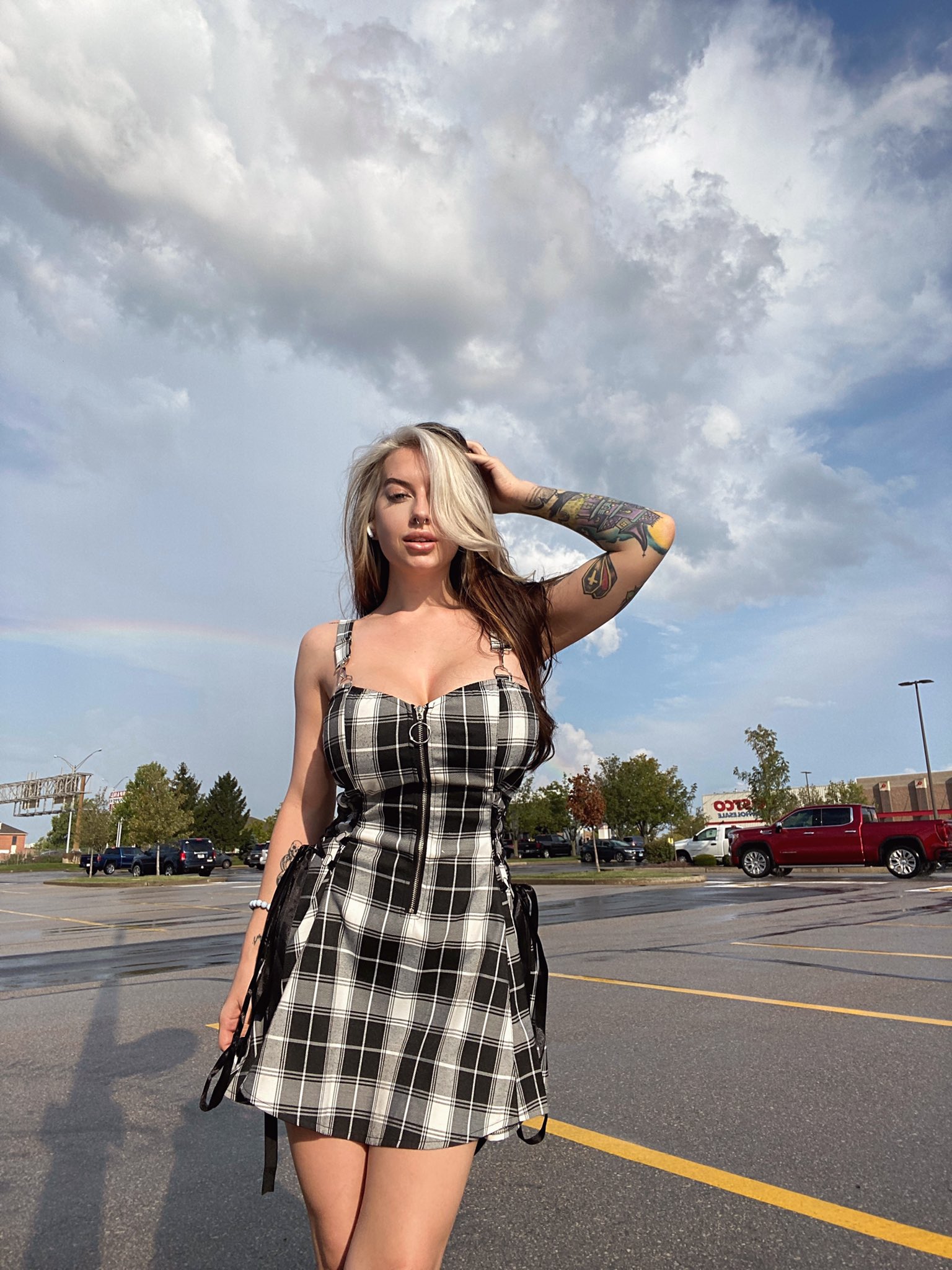 Cubbi Thompson ๐ on Twitter "How is your day going Using one emoji