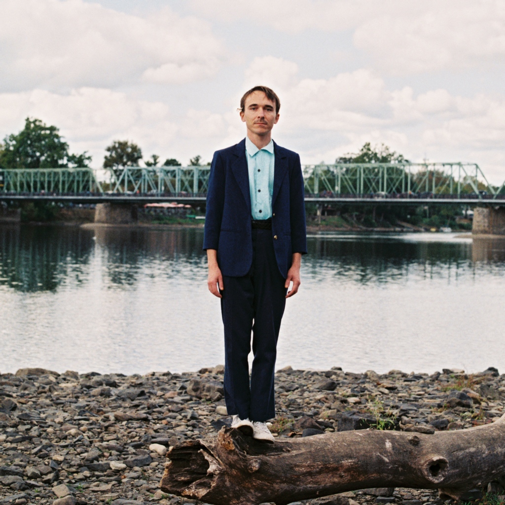 JUST ANNOUNCED!! <a href="/tothtunes/">TŌTH</a> will be in the house on Nov. 15th. Tickets on this Friday!!