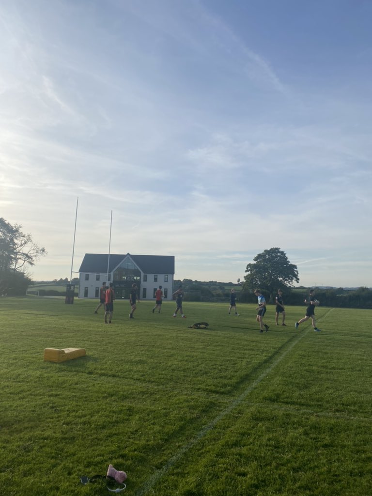 ShebbearBoard's tweet photo. Pollard boys getting a little bit of evening rugby practice in, making the most of the lovely weather!#ShebbearRugby #PollardBoarding #ShebbearBoard https://t.co/97qv09FMXO