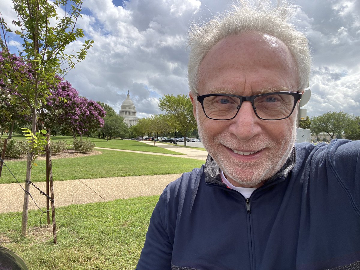 Wolf Blitzer tweet media