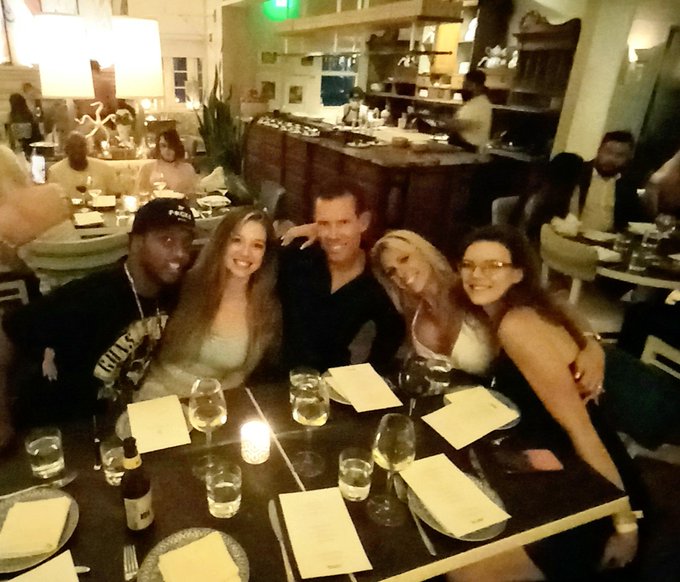 Honey And Bear’s pics and videos