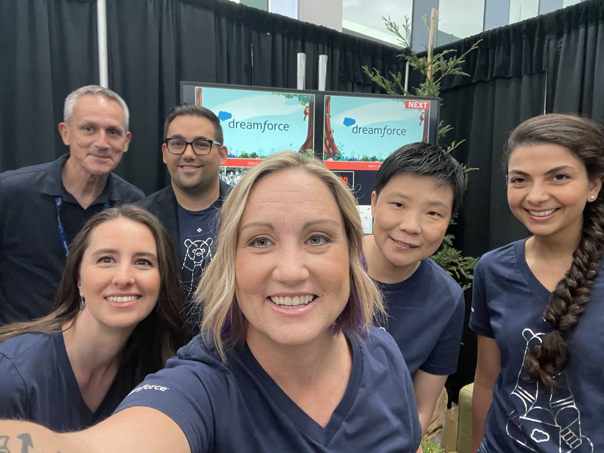 Claire (@clairesfdx) on Twitter photo Dreamforce Developer keynote live in 20! <a href="/beardigsit/">Bear Douglas</a> <a href="/qingqingliu/">Qingqing Liu</a> <a href="/ccoenraets/">Christophe Coenraets</a> <a href="/screaminggeek/">Gail Rahn Frederick</a> <a href="/stephanwcg/">Stephan Chandler-Garcia</a> #salesforcedevs #sfdx #df21 Dreamforce Developer keynote live in 20! <a href="/beardigsit/">Bear Douglas</a> <a href="/qingqingliu/">Qingqing Liu</a> <a href="/ccoenraets/">Christophe Coenraets</a> <a href="/screaminggeek/">Gail Rahn Frederick</a> <a href="/stephanwcg/">Stephan Chandler-Garcia</a> #salesforcedevs #sfdx #df21