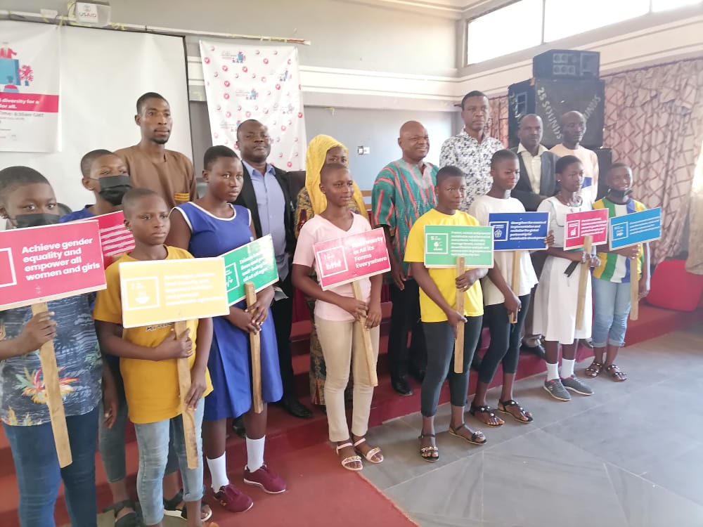 PeaceforlifeG's tweet photo. Roundtable discussions held to mark international day for  peace.
Kind courtesy of peace for life Ghana in collaboration with African students for interfaith tolerance. https://t.co/ButXeES4uV