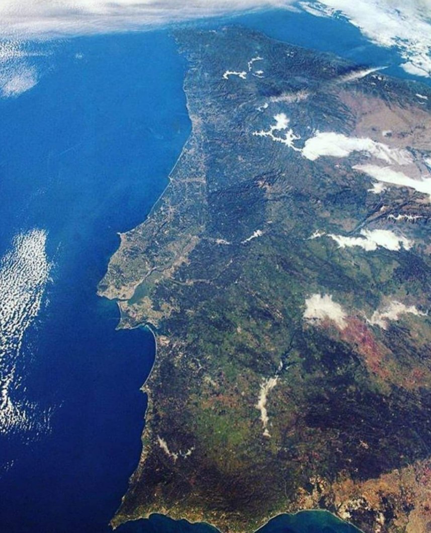 O astronauta Thomas Pesquet tirou esta incrivel foto de Portugal do espaço 🇵🇹🇵🇹🇵🇹🇵🇹