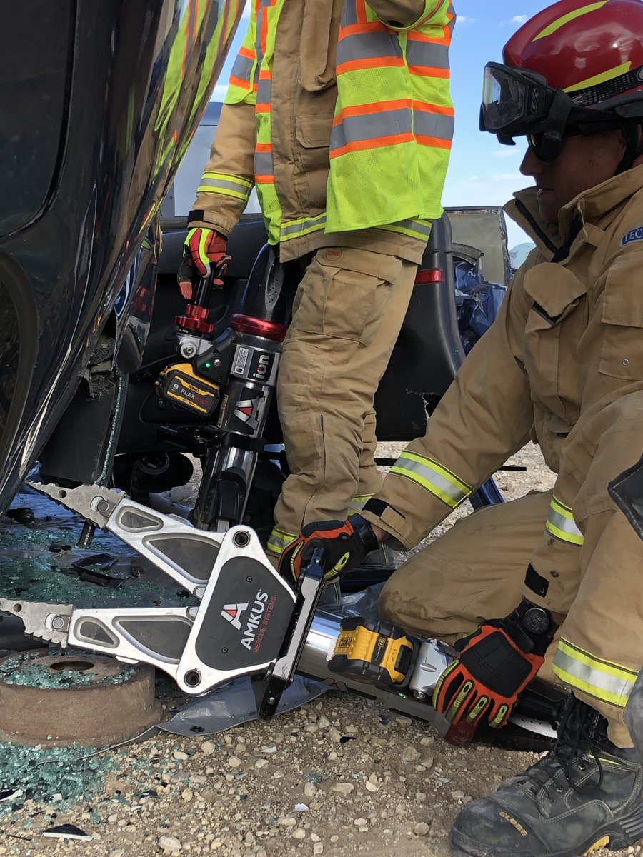 AMKUS Rescue Systems tweet media