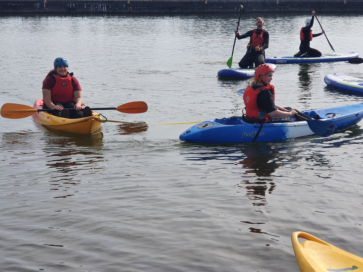 lfensome81's tweet photo. Great day of cross curricular learning (Public Services, Outdoor Ed and Sport) huge Thank you to Outdoor Ed L3 yr2 for hosting a fantastic activity day for our new learners 🚣‍♂️🚣‍♀️🤹‍♂️🤹⛹⛹‍♀️🏄🏄‍♀️ @CSG_publicserv @GlendaDowdell @CSGsport @ColegSirGar #lovemyjob https://t.co/1XWlBvns2e