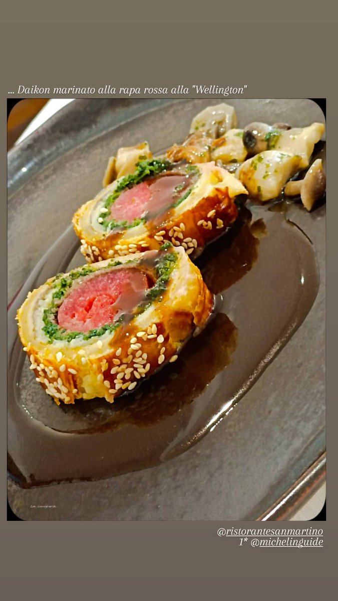 LaConsiglieria's tweet photo. .@guideMichelinFR
Vi va un po' di #veg?Porri-valente; radice alla "Wellington"; anguria e liquirizia; mousse di carota con frutta e verdura
Ristorante #SanMartino 1* a #Scorze' (VE)
@LucaPery @IveserVenezia @eventicuriosita @TurismoVeneto @aGuestinVenice @veneziechannel https://t.co/Q0Xj72Y4A2