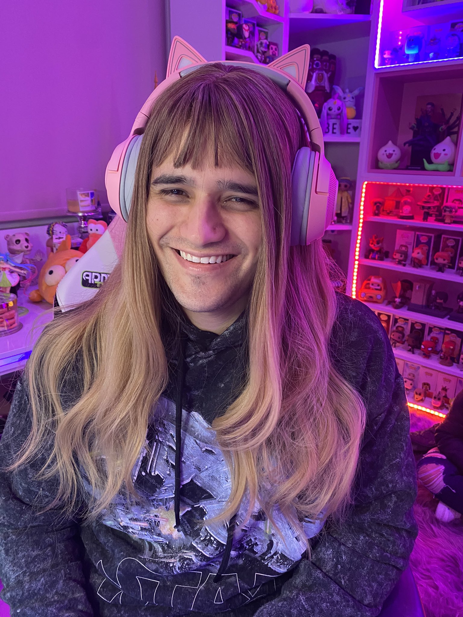 Ari Gameplays' Onlyfans: The Untold Story - xdgdb3n
