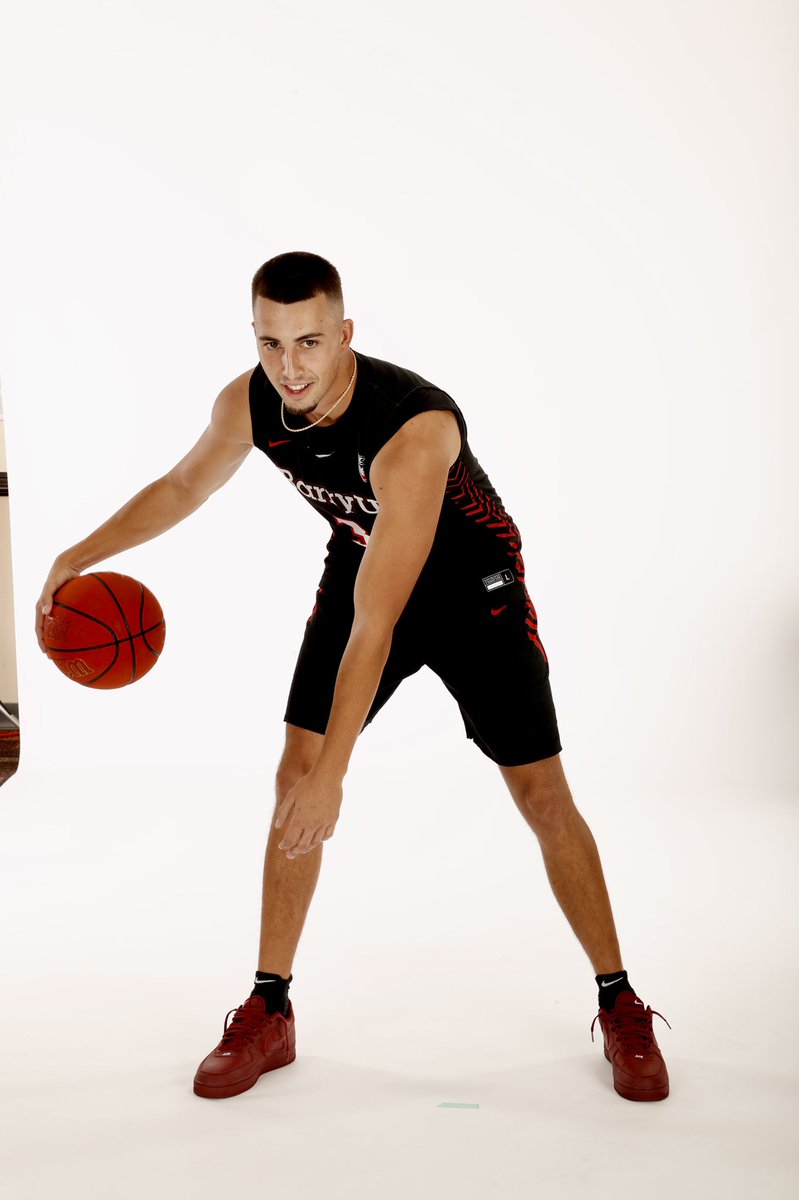 WE READY TO MAKE SOME NOISE THIS YEAR #BarryUHoops