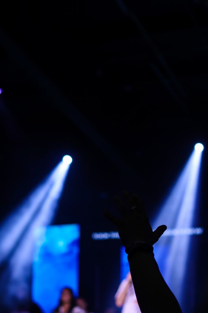 RIORevolution's tweet photo. Amazing first message of the new sermon series #UntilUnity! If you missed it go and check it out here ➪ https://t.co/qFqYtf6y4j https://t.co/qAztY9NUx1