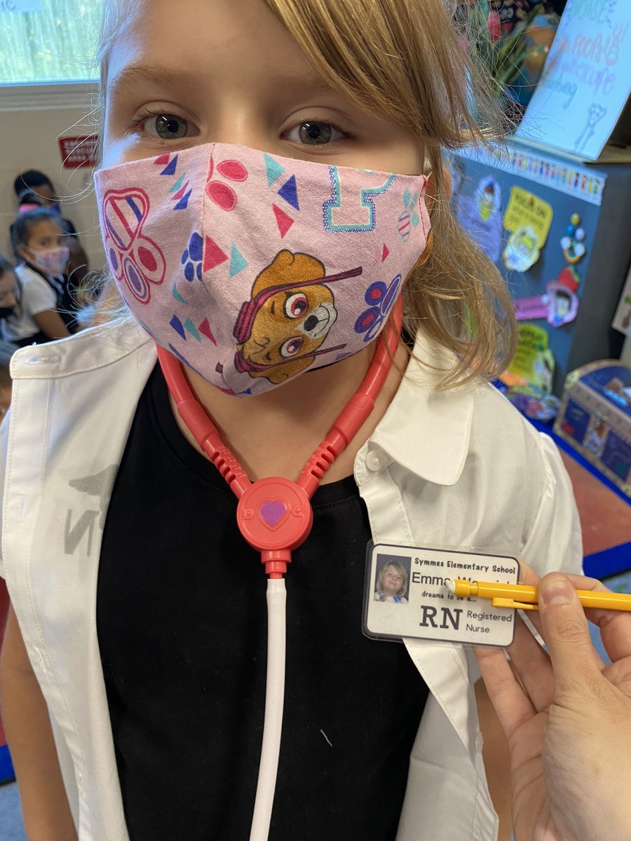MsCookandClass's tweet photo. Today we shared our writing about our future careers! Students were invited to dress up. ☺️ Today a reader, tomorrow a leader! https://t.co/OQhsND5one