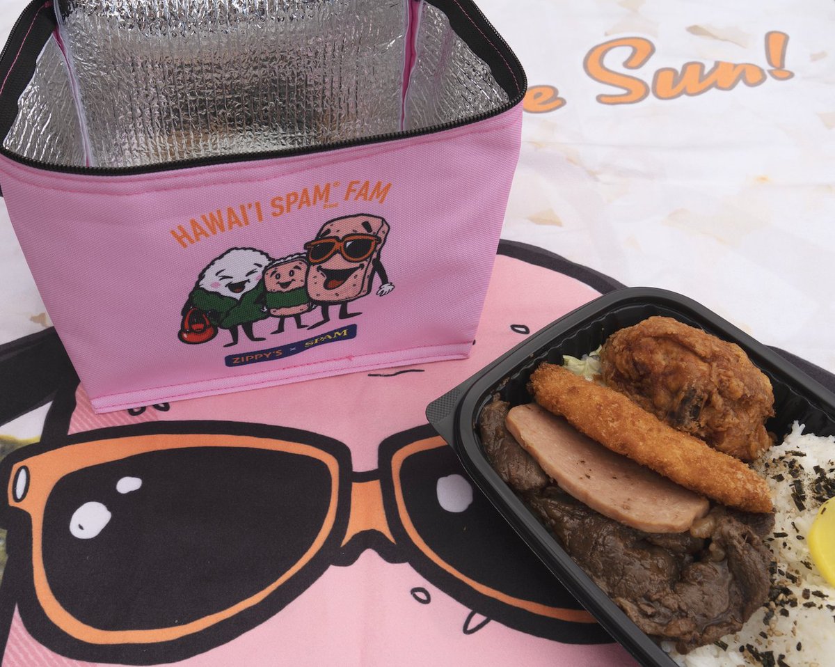 Zippys's tweet photo. Your #SPAMtember merch awaits, don't forget da Zip Pac too! Shop 🔗 https://t.co/bzMz8TeRLr #ZippysxSPAM https://t.co/qxQbJbvBUZ