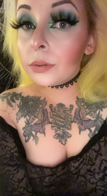 Did an 11pm-7:30am shift, rearranged my bedroom, did laundry, cleaned the kitchen, made a bomb ass brunch<a href="/tag/art"class="tags"><span>#art</span></a><a href="/tag/artistsontwitter"class="tags"><span>#artistsontwitter</span></a><a href="/tag/artshare"class="tags"><span>#artshare</span></a>