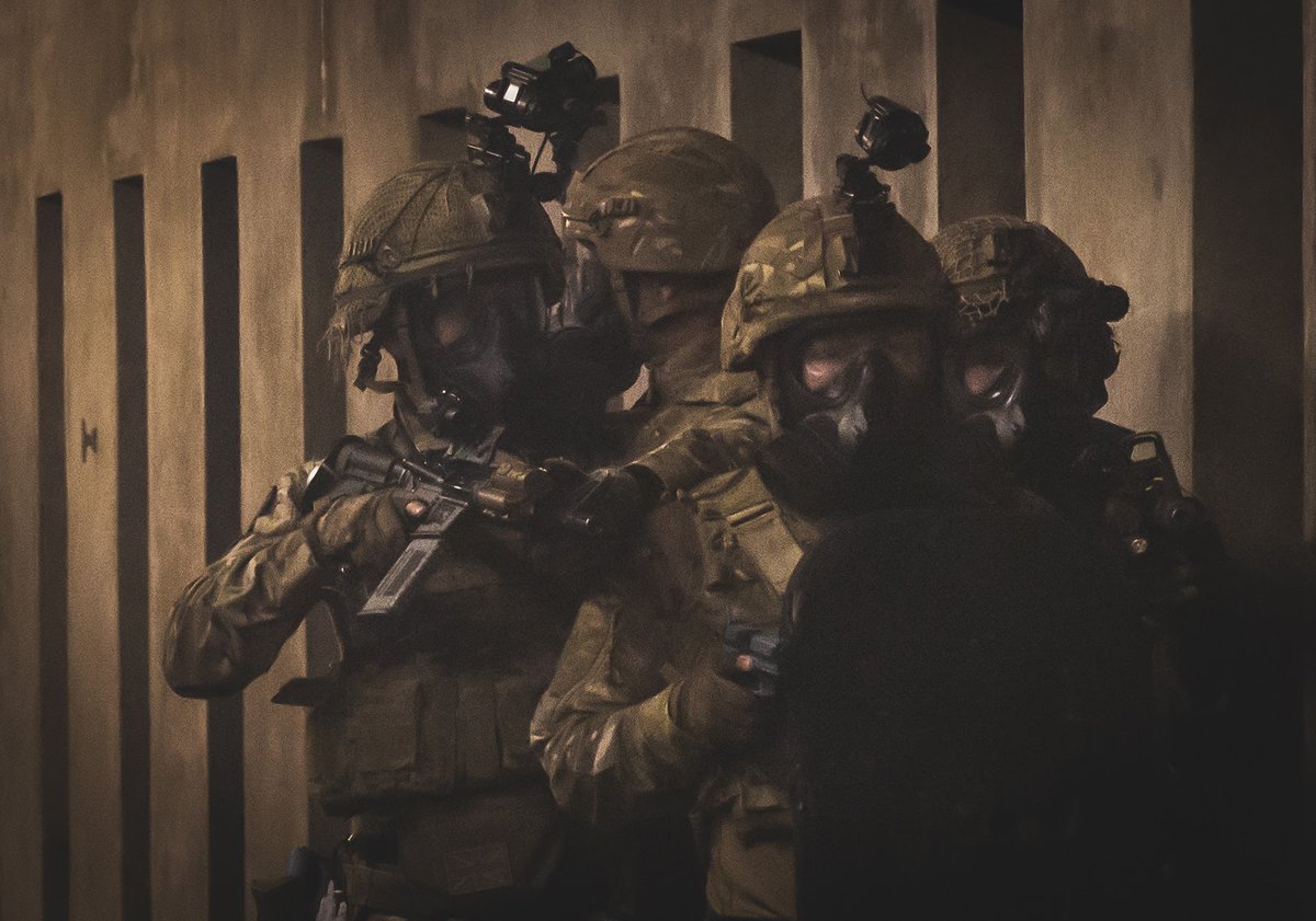 42_commando's tweet image. A @42_commando #RoyalMarines Boarding Team (RMBT) from K Coy advanced their #CQB during the @RoyalMarines Boarding Course (RMBT). 

They are now #ForwardDeployed on both #CSG21 and #OpKIPION, helping to provide global #MaritimeSecurity.

@UKMCCMiddleEast
@smrmoorhouse