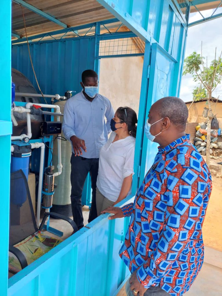 papasly_'s tweet photo. @pyboamah @NAkufoAddo Have great ideas I would love to share with you Sir! and also extend invitation to your outfit to come have a look at our district wide safe water solution provided to the over 100,000 people in Wassa East District. https://t.co/uB4NbX9s1F