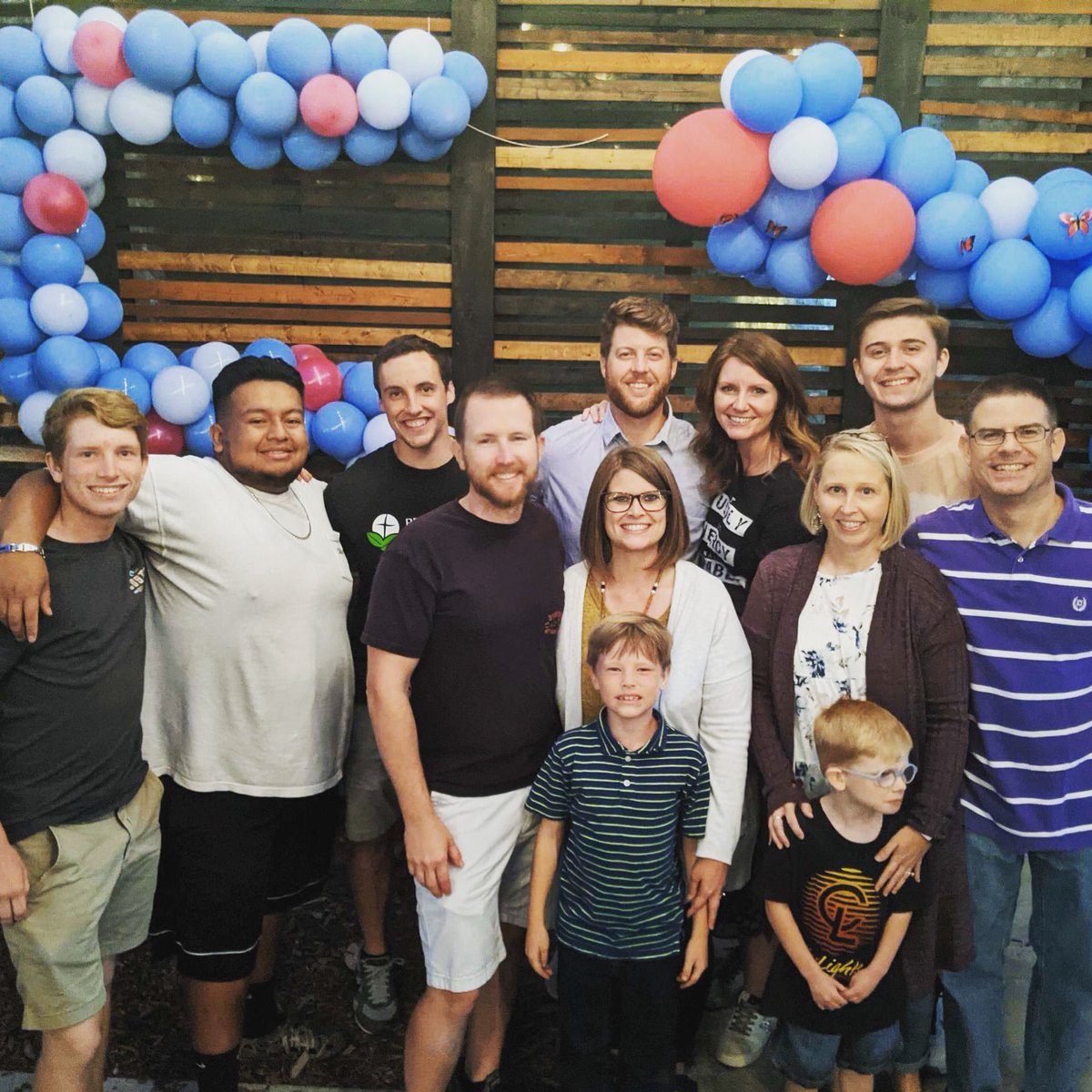 aaronpierce09's tweet photo. I had the great opportunity last week to visit the team of people we sent out of our church to plant City Lights Chula Vista, CA. So proud of these people for saying yes to God’s call and for being used by God! #ChurchPlanting #YouAreSent #BeALight https://t.co/sdQSVXMQrf