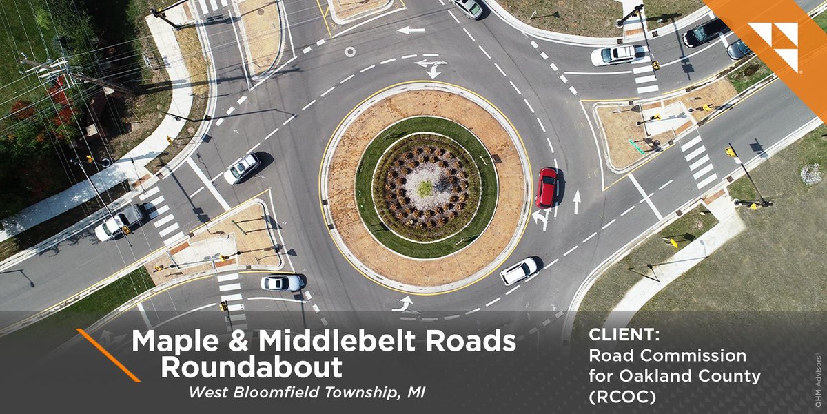 OHMadvisors's tweet image. It&apos;s #RoundaboutsWeek 2021 and we&apos;re big fans of the safety benefits of modern #roundabouts. Some might even say we OHMers are experts in #roundaboutdesign. 

Decide for yourself. Here&apos;s an example: buff.ly/2W08aiV