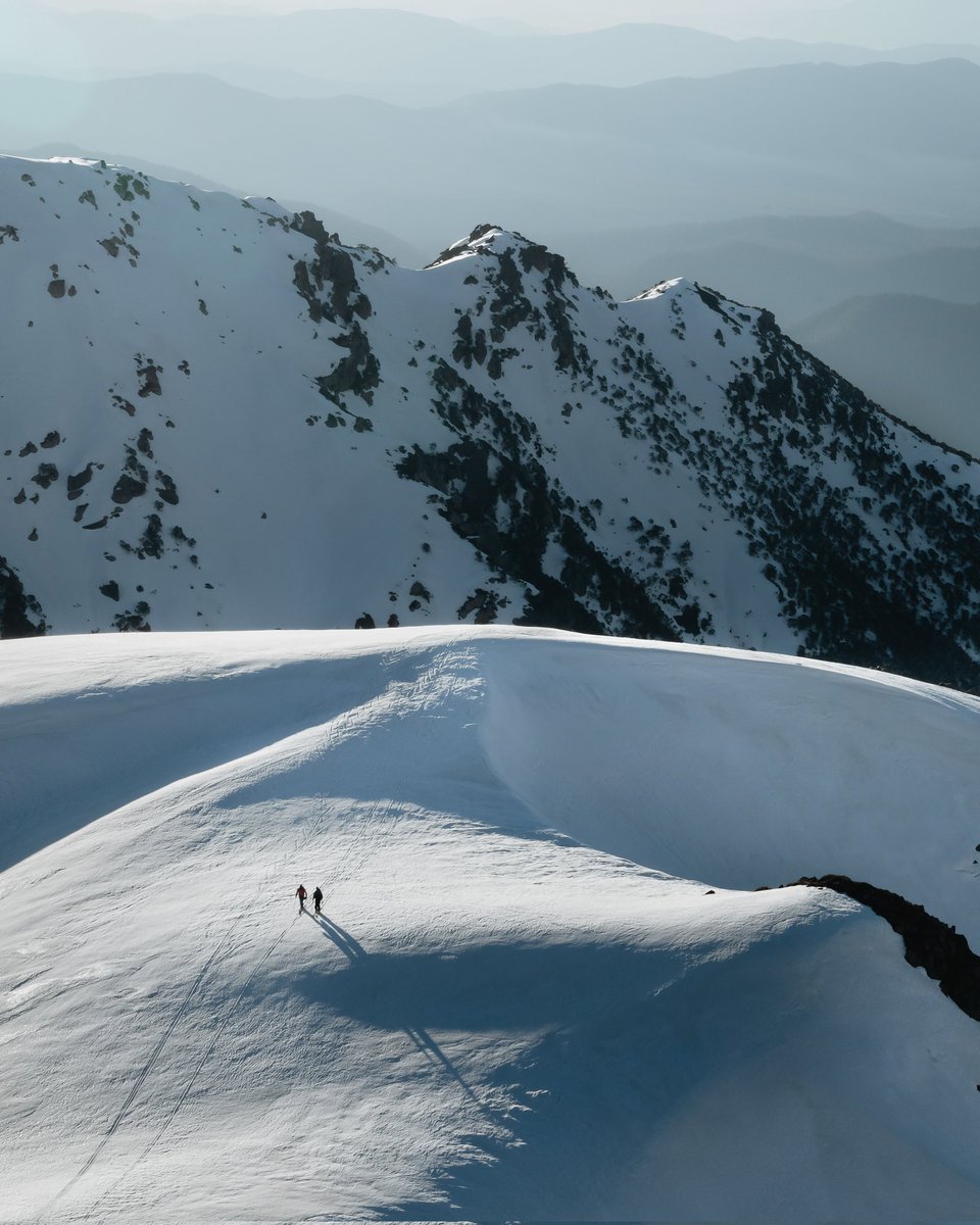 ainraadik's tweet photo. Spent the last week out shooting on the Main Range, no place like the Aussie Alps. Back to the Twitter game now, what have I missed? https://t.co/wsYYJpN2Ye