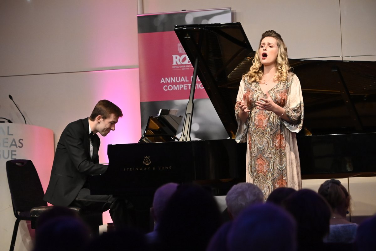 ROSLARTS's tweet image. Congratulations to soprano @MillyF0rrest who took home the ROSL Singers Prize after a brilliant performance with @hbrownpiano this evening. 
A massive thank you to all of our amazing finalists, their wonderful pianists and of course our panel!
#ROSLAMC