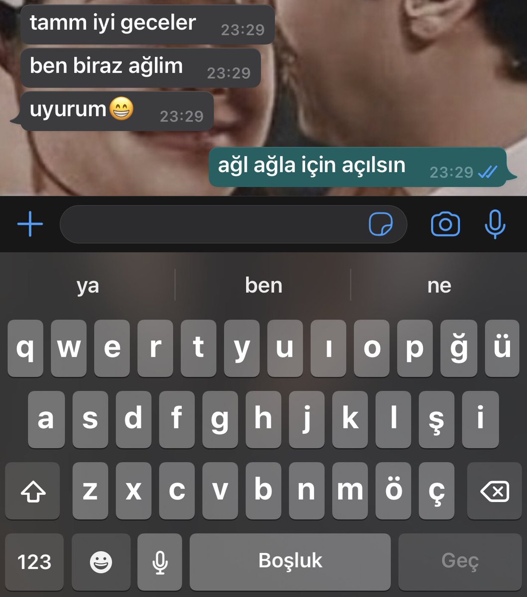 bu erkeklerin eşşeklik zamanı herhalde şu sıralar herkes birilerini ağlatıo aq