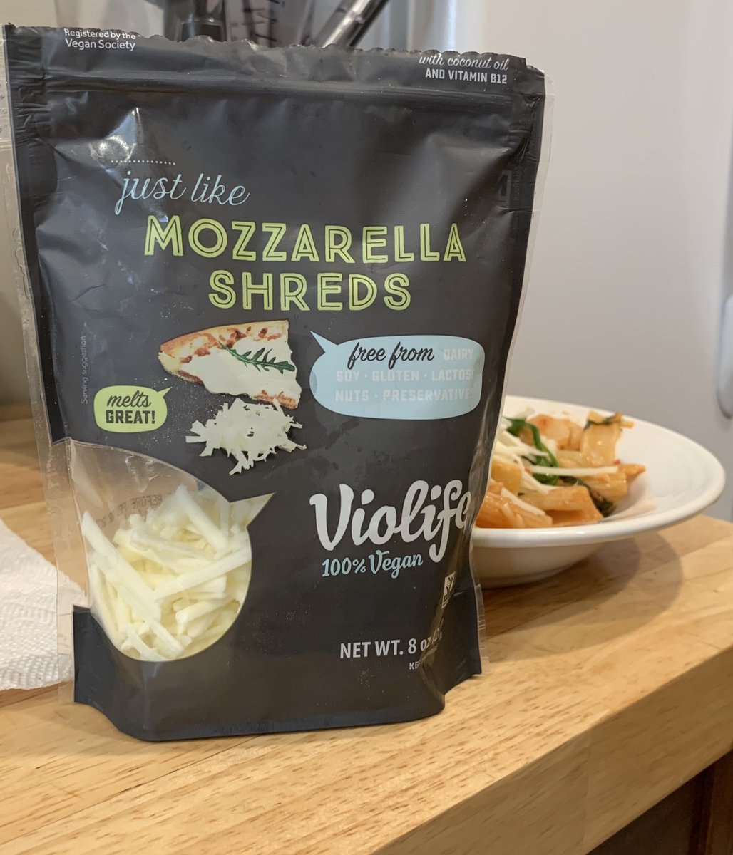 I swear this tastes exactly like mozzarella 💥
I love their cheddar cheese too ❤️ 
@ViolifeFoods! Do you make Swiss flavor ⁉️⁉️
I have to check out ur site.😎 @janeunchained Good stuff 🏆