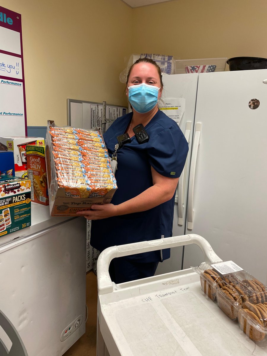 ChrisKitchenFdn's tweet photo. Christopher's Kitchen would like to thank ALL of the health care workers at Children's Hospital for your hard work and dedication to the kids and families.  
Our friend, Amy Morrow, collected money so that we could give them snacks and treats🥰. https://t.co/DcEbEBdXKv