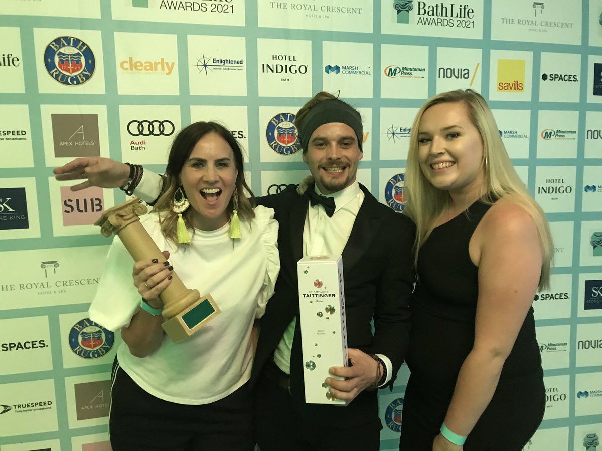 Our next category award of the night is for Bar… raise your glasses for @FlowBarFrome! 

Congratulations on a great year! #BathLifeAwards

Sponsored by: <a href="/minutemanbath/">Minuteman Press</a>