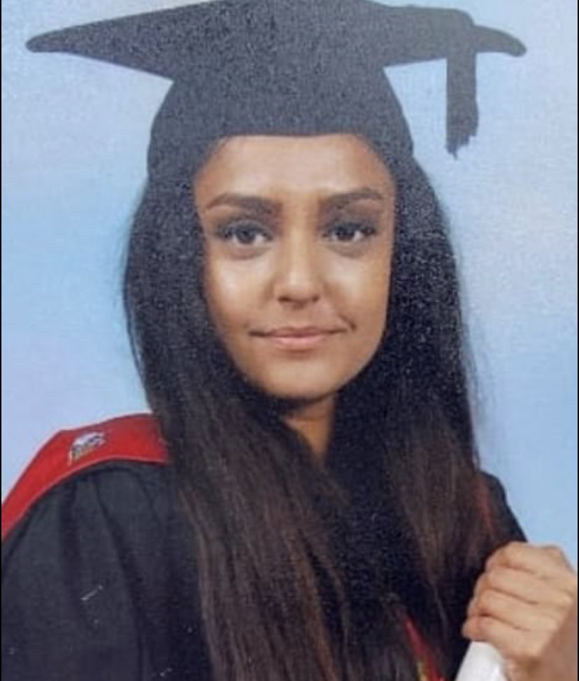 shavtaj's tweet photo. Described by her boss as "Brilliant, kind and caring"
#SabinaNessa 28 year old teacher, murdered in South East London on Friday.
Sabina deserves our attention as much as #SarahEverard. 
Sabina's family and loved need answers and justice.
Do your bit #SaySabinasName
✊🙏❤ https://t.co/oU10FOy5wM