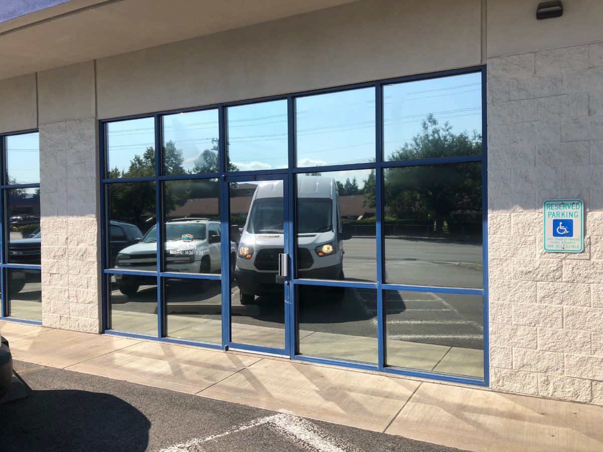 SpokaneSunscre1's tweet photo. Thank you High Nooner for your business! Applying our Dual Reflective 5% reduces glare by 96%, rejects 84% of incoming heat, and insulates during the cooler months, keeping patrons much more comfortable while they enjoy their amazing food! 😃 https://t.co/9A7RfPdko1