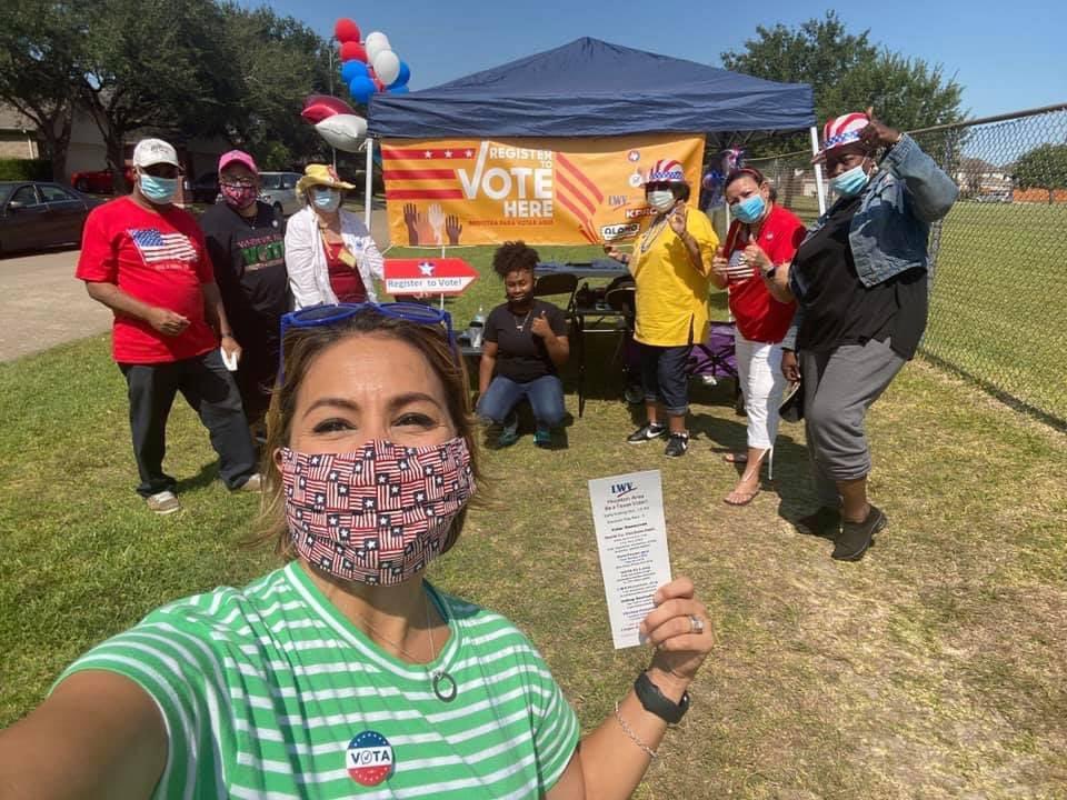 LWVHouston's tweet photo. SEPTEMBER 28 IS NATIONAL VOTER REGISTRATION DAY and our sign-up link is ready! We need 200 VDVRs to help us around Houston. 🙏🏻 Just  go to https://t.co/FjrFYEkJH0 and search our LWV-Houston email address: voter.registration@lwvhouston.org. Must be a VDVR to register voters. 🇺🇸❤️ https://t.co/XJ9J4OICNC