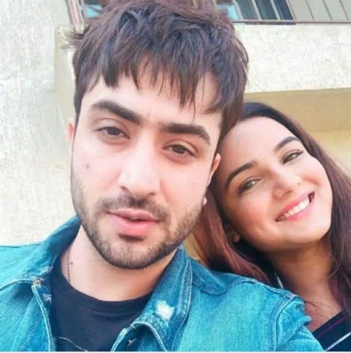 Good morning ☀️🌸
Love you <a href="/jasminbhasin/">Jasmine bhasin</a> <a href="/AlyGoni/">Aly Goni</a> ❤️🧿
#JasminBhasin #AlyGoni #JasLy
