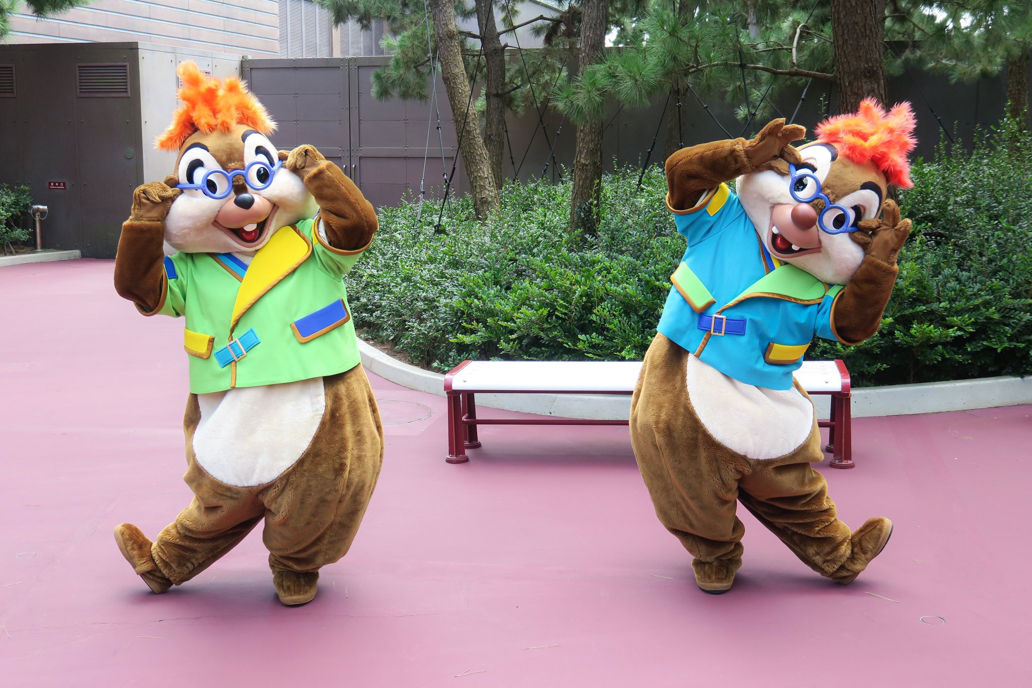 貴重☆ポートディスカバリー チップとデール 一輪挿し