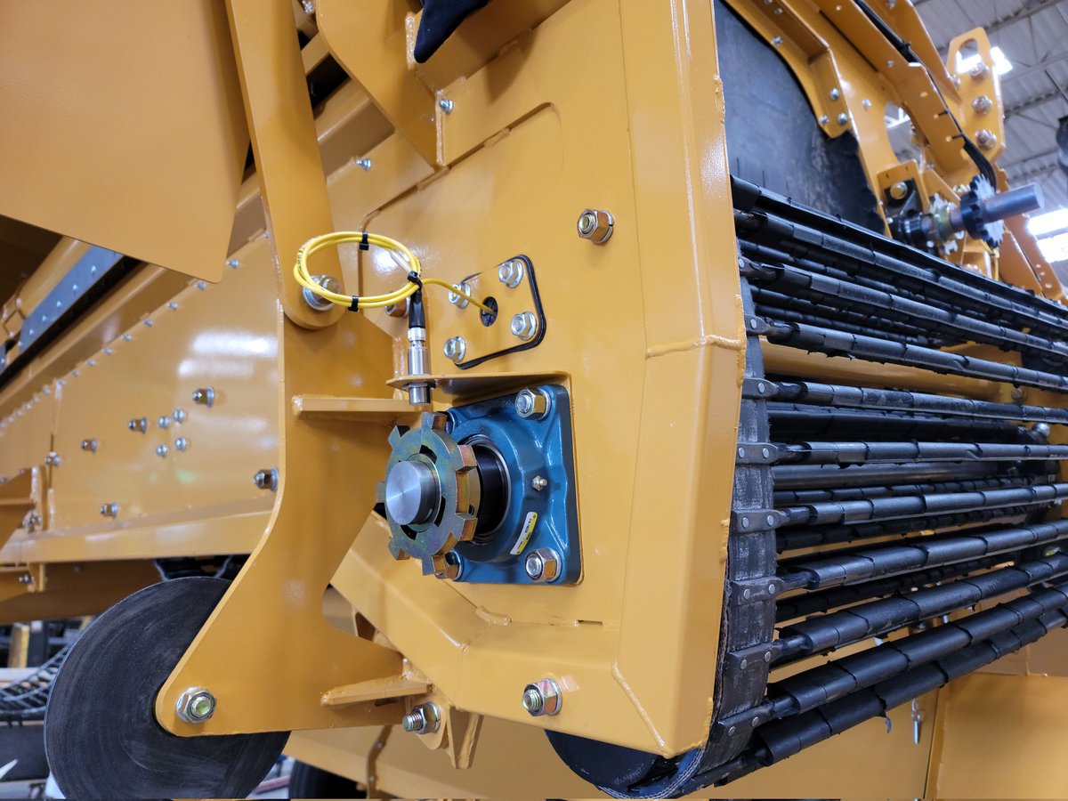 Who has had to unclog a #potato #harvester because a belt wasn't turning like it should? Speed #sensors on all of the belt paths signal the operator immediately if there is ever an issue, making machine clogs a thing of the past.

#manufacturing #agriculture #worksmart