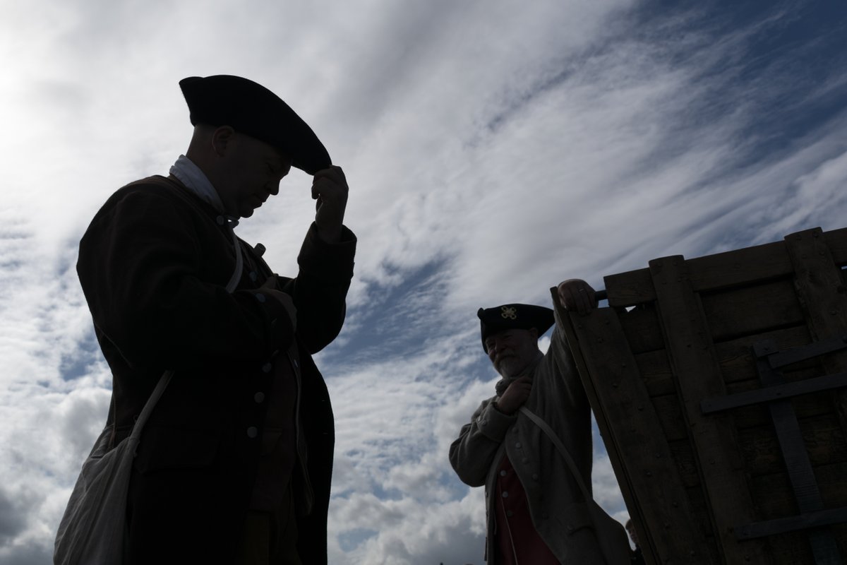KayHyde's tweet photo. Fabulous costumes on display at the #BattleofPrestonpans #EastLothian at the weekend @JacobitesEdu I need to go and watch #Outlander now to find out more @history_uk https://t.co/dS9zzEg4bI