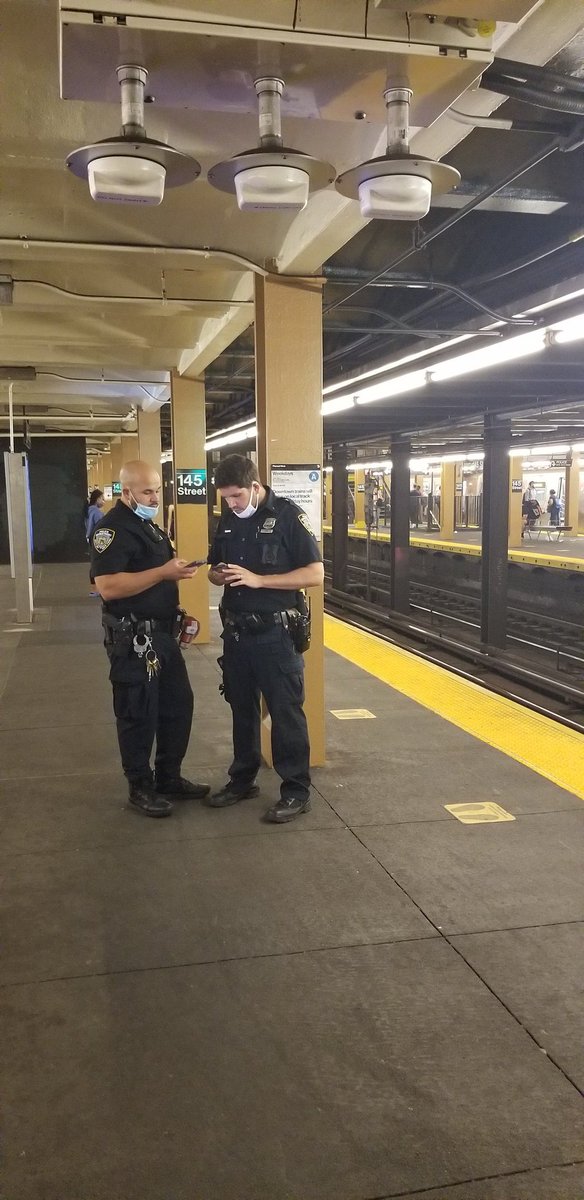 ohyesjayco's tweet photo. 145 Downtown A/C @NYPDnews @NYCMayor @nypdmaskwatch @NYPDShea @NYPDCommAffairs @NYPDTransit https://t.co/jgpzF8v1ET