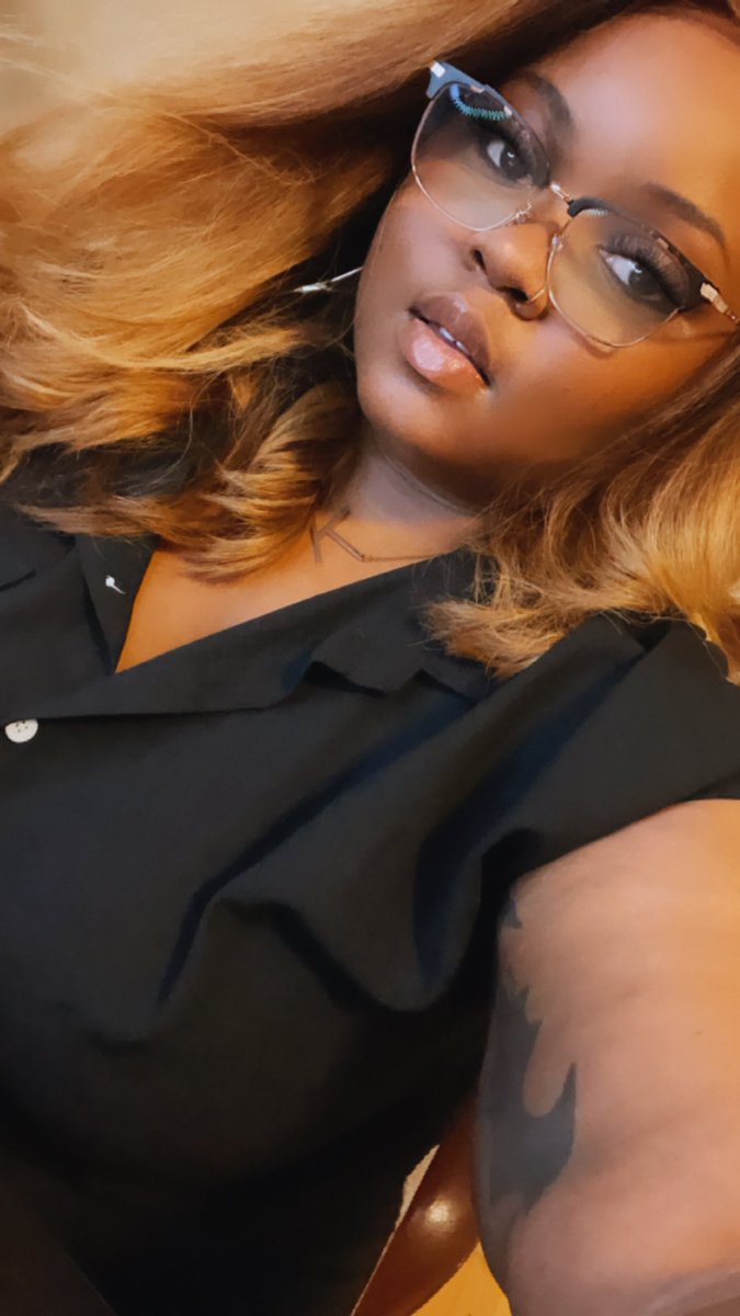 _kaykandorsq's tweet image. When they had to call the Big Dawg to the meeting cause "they wouldn't try this shit with Life" and didn't .
Out here regulating other people programs , no biggie .
#bigbusiness #blackwomanbusinessowner #programdeveloper