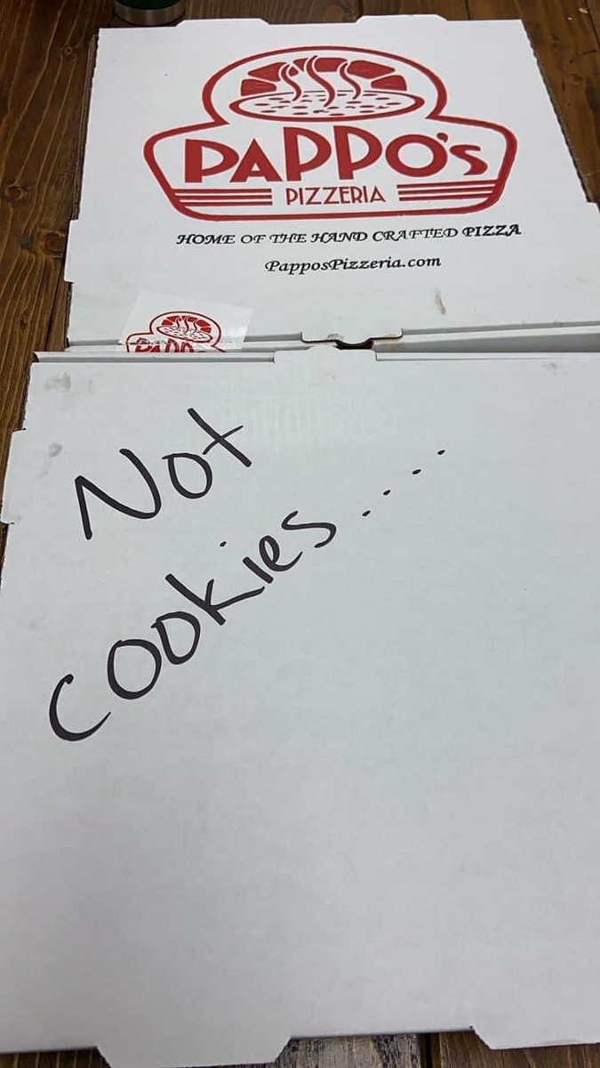 leighpatrick611's tweet photo. Many thanks to Darcy and the crew at Pappo’s downtown for feeling my Westport Elementary family for Open House!  The “not cookies” were delicious!@westportcats https://t.co/Tx2DQb6rqT