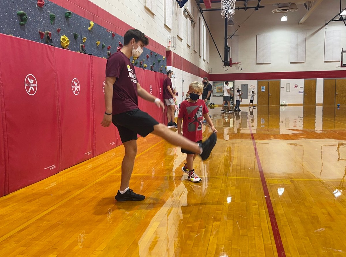 Spending time in the community at West Salem Elementary School this week with <a href="/trippgreene11/">Tripp Greene</a> , <a href="/TrentDawson9/">Trent Dawson</a> , @JKuthan22 

#TeamTogether