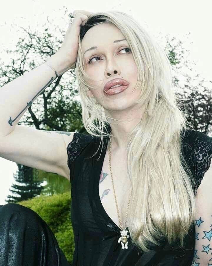 ً (@nukleopatras) on Twitter photo 