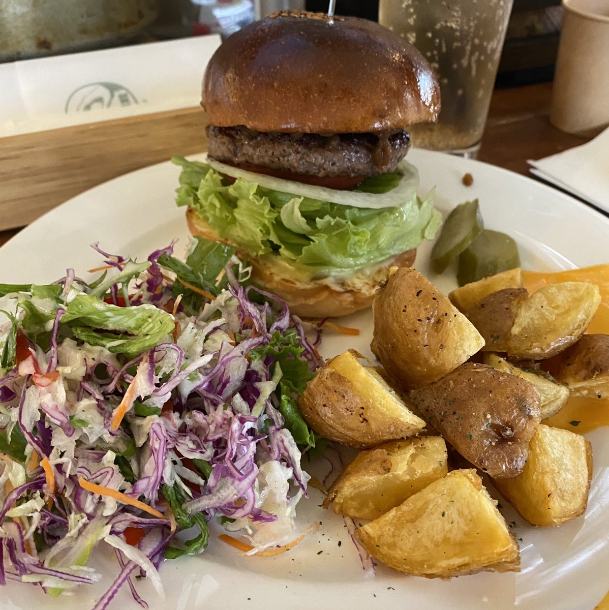 みんなの サルーン ハンバーガー 口コミ 評判 食べたいランチ 夜ごはんがきっと見つかる ナウティスイーツ みんなの サルーン ハンバーガー 口コミ 評判 食べたいランチ 夜ごはんがきっと見つかる ナウティスイーツ