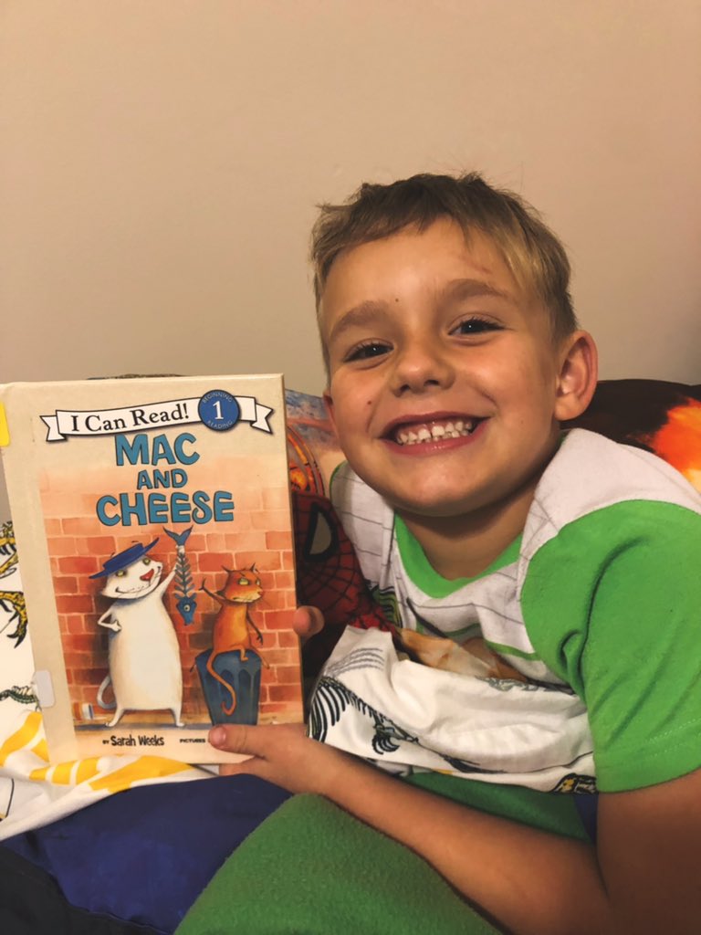 Greyson was SO excited to read his new book from the library before bed… The first one he’s been able to bring home! He wanted to document the experience 🤩 “take a picture and send it to Mrs. Northcutt!” <a href="/emilydnorthcutt/">Emily Northcutt, NBCT</a> <a href="/CuriosityMCMS/">MCMS Curiosity Center</a> #kindergarten