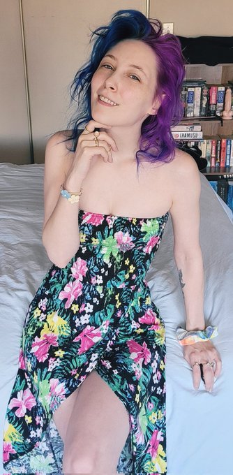 Sunny 🌞 https://t.co/Ypx3HvSWGM