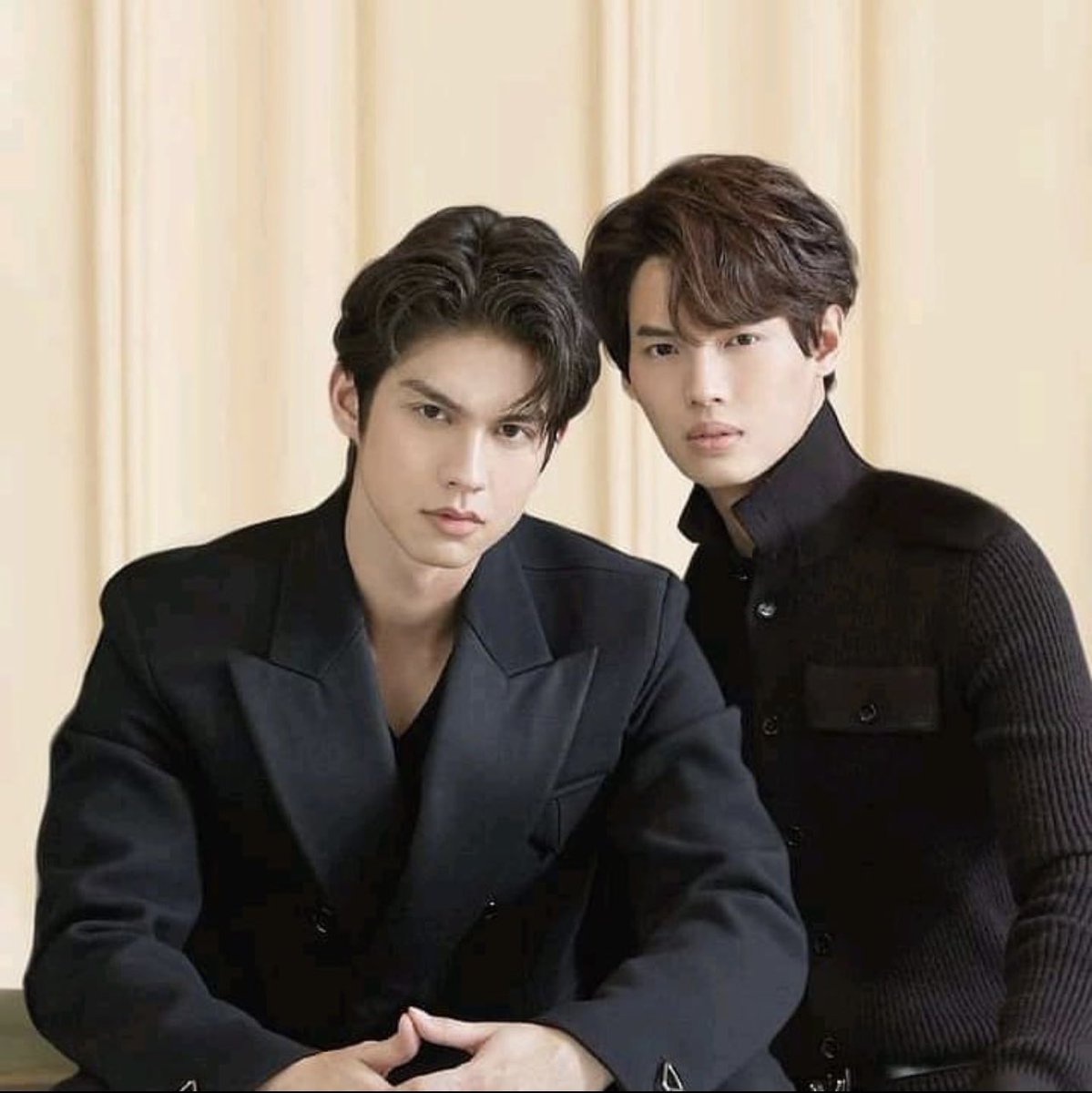 ayoi77's tweet photo. 💚🤍
#brightwin
#brightwinisreal
#winmetawin 
#bbrightvc 
#bromance https://t.co/0QbrR24dYM