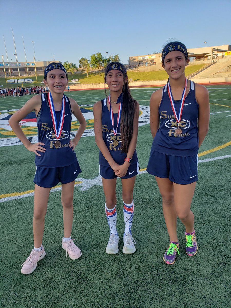 gary79938's tweet photo. 1st Lila Najera, 5th Lianett Hernandez and 8th Kylah Dickerson.......XC SISD District Championship.... #GENERALSROCK https://t.co/J0g1UrF6oU