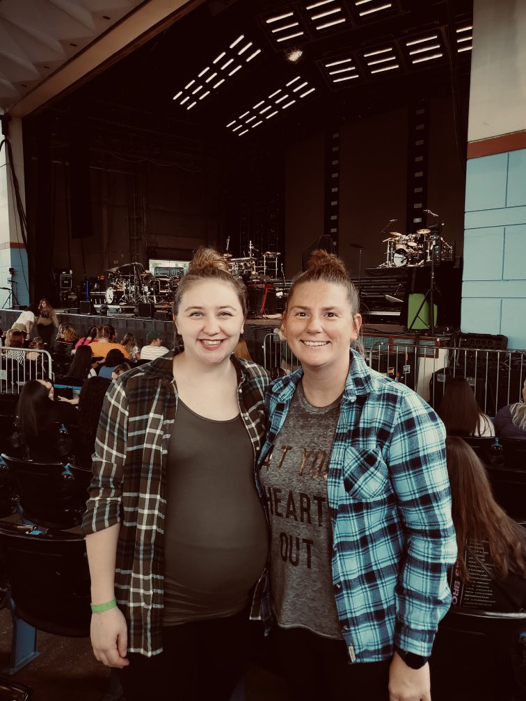 DanicaCheney's tweet photo. @jonasbrothers 37 weeks pregnant and I only had to sit down a couple times - I call that a win 👊🏼💃🏼 https://t.co/TKZkeD4X3Y