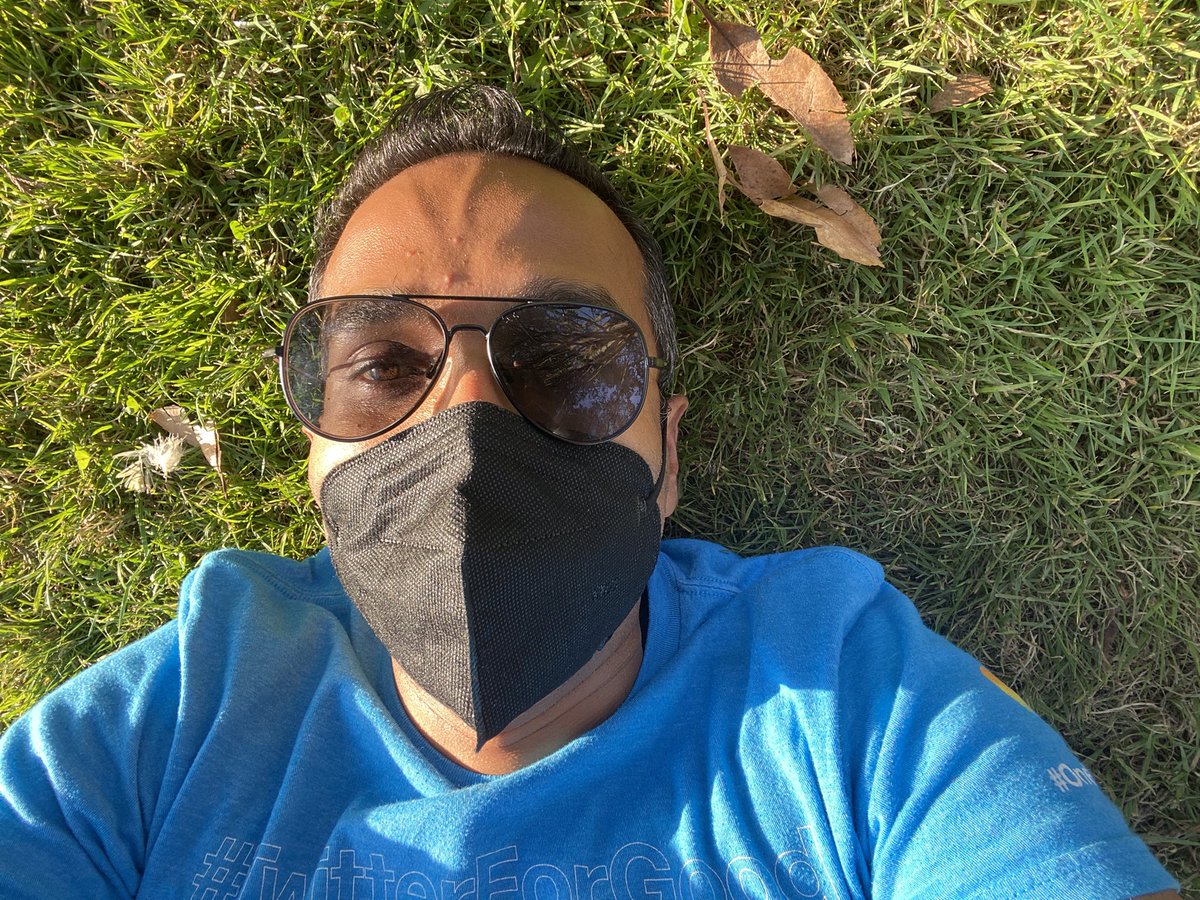 satanjeev's tweet image. #frontback #flowerpiano