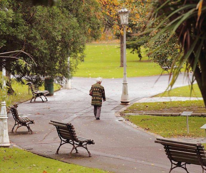 En cualquier otra situación, tenes que seguir usando barbijo. 

No es tan difícil.