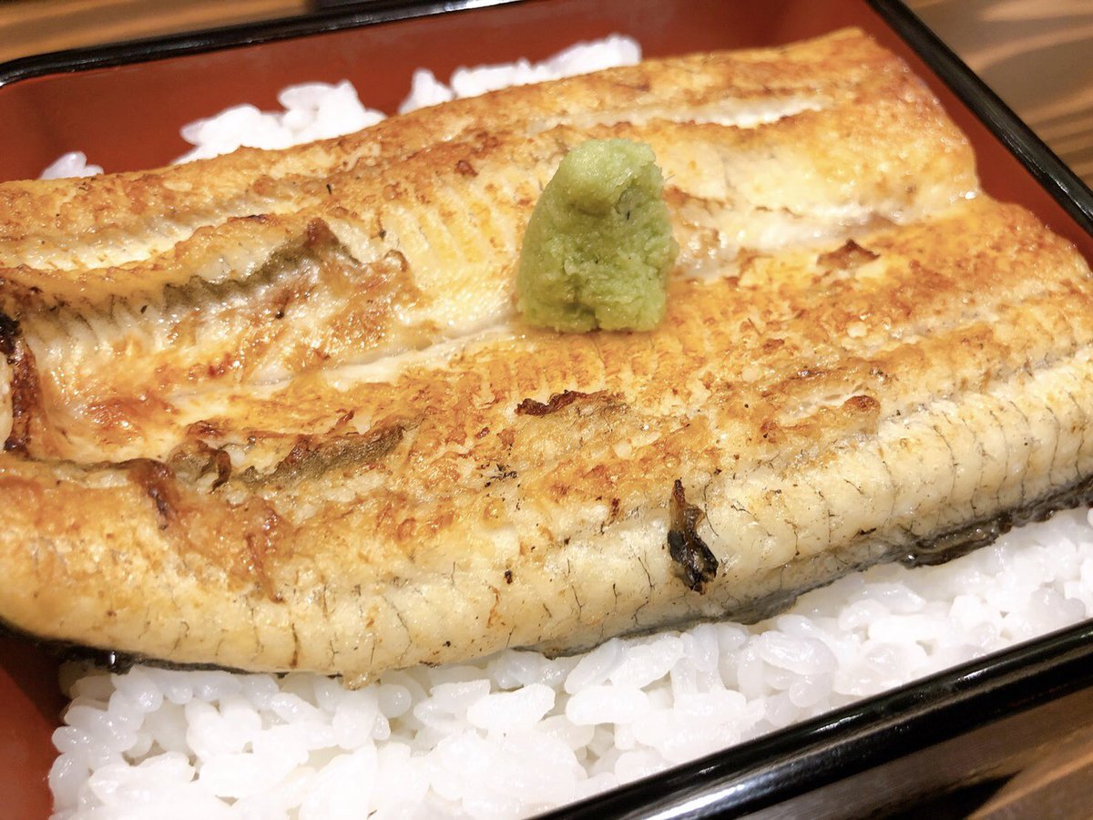 aVJj1wEvYvv4OEc's tweet photo. テイクアウトも引き続き承っております。
当日のご注文もOK。
うな重半身(蒲焼き、白焼き) 各2,280円
白蒲焼き丼　2,170円
その他切数に応じて1,290円〜。
白焼き、おすすめです‼️ https://t.co/FzRqiPDnZH