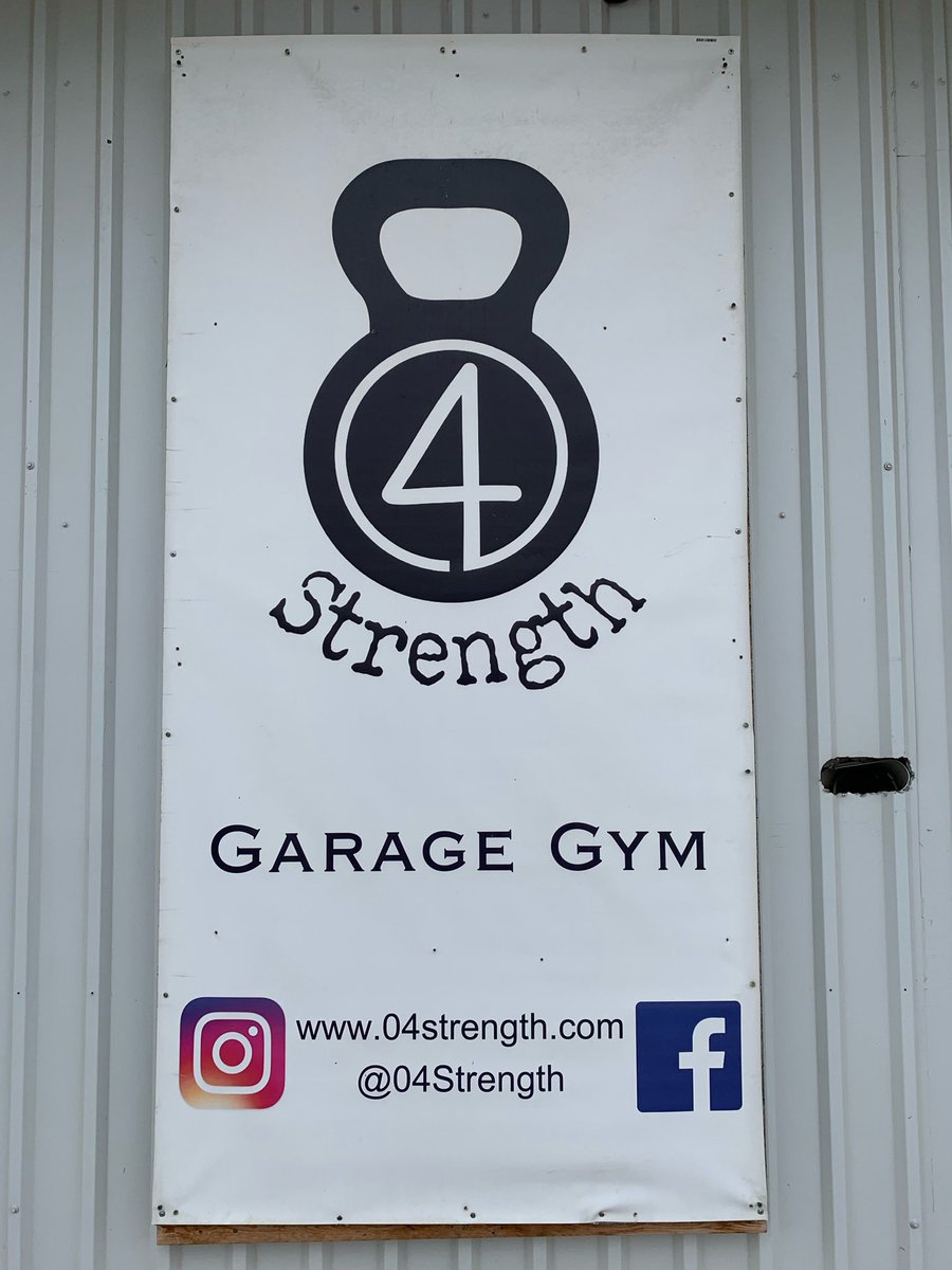 Antlerhoops's tweet image. Shout out to the  owner of 04 Strength &amp;amp; Tivy math teacher, David Riley for working with our team in the weight room.  The guys have made big gains 💪🏽 💪🏻💪🏿💪#PUSHthrough #G4XD #TFND