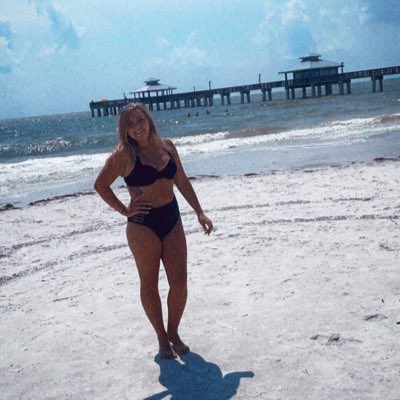 TayySmiith's tweet photo. Living where the sun is always shining >>> #NewProfilePic https://t.co/81ScHoeUSI